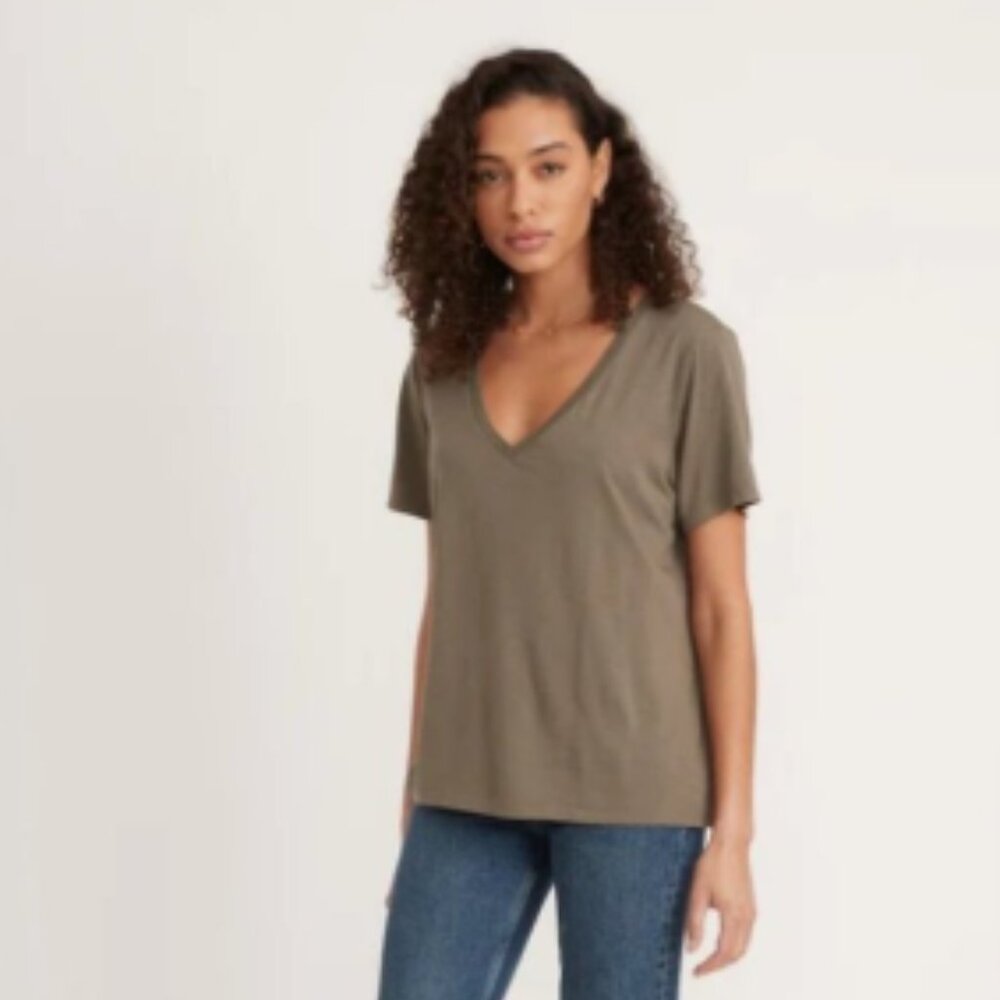 Marine Layer Women's  Boyfriend Relaxed Fit V-Neck Olive T-Shirt SZ S